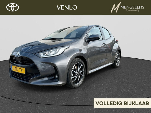 Toyota Yaris 1.5 Hybrid First Edition | Rijklaar | Dealeronderhouden | Navigatie | Camera | Climate