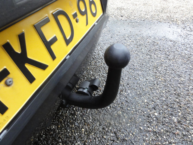Foto 6 van Hyundai i10 1.0 Black pack AIRCO A.P.K 24-01-2027 !!