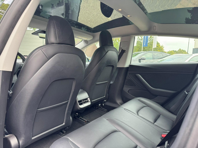 Foto 5 van Tesla Model 3 Long Range AWD 75 kWh VAN: 31.900,- VOOR: 29.440,- UW HERFSTVOORDEEL: 2.460,- EURO | S