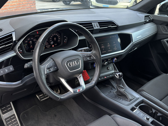 Foto 10 van Audi Q3 45 TFSI e S edition (bj 2023, automaat)