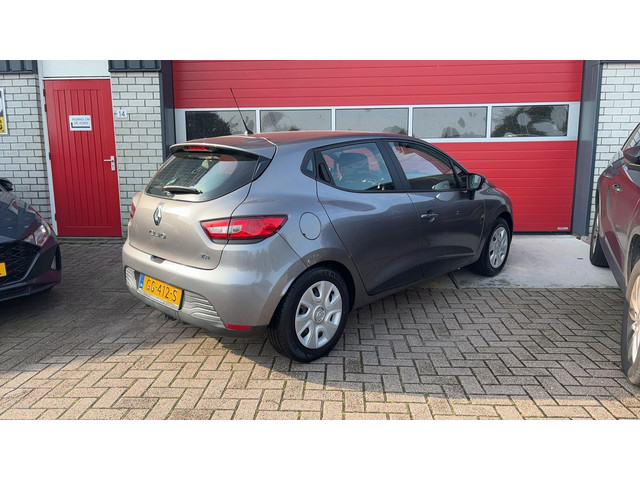 Foto 10 van Renault Clio 0.9 TCe Expression TREKHAAK / AIRCO / NAVI / BLUETOOTH / CRUISE / NL-AUTO