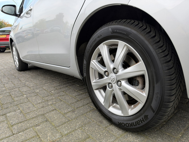 Foto 7 van Toyota Yaris 1.5 Full Hybrid Aspiration | Camera | Cruise Control | Navigatie