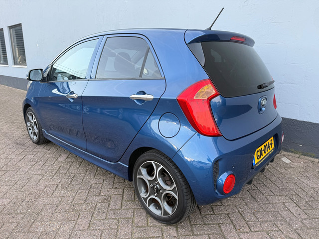 Foto 2 van Kia Picanto 1.2 CVVT SportsLine 5-Deurs - Cruise Control