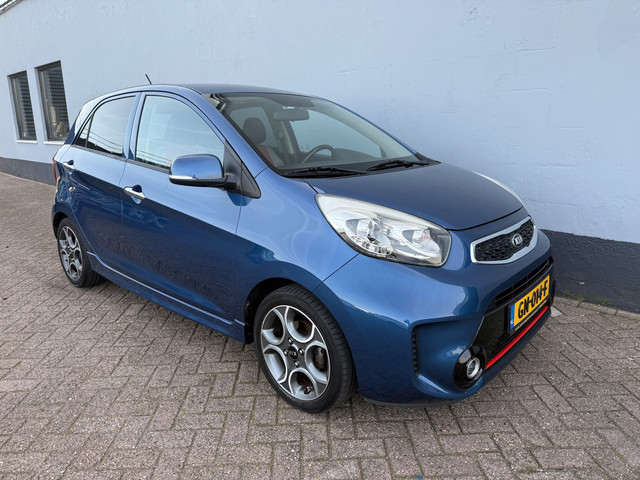 Foto 4 van Kia Picanto 1.2 CVVT SportsLine 5-Deurs - Cruise Control