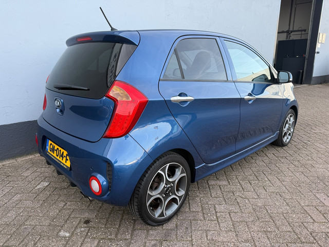 Foto 6 van Kia Picanto 1.2 CVVT SportsLine 5-Deurs - Cruise Control