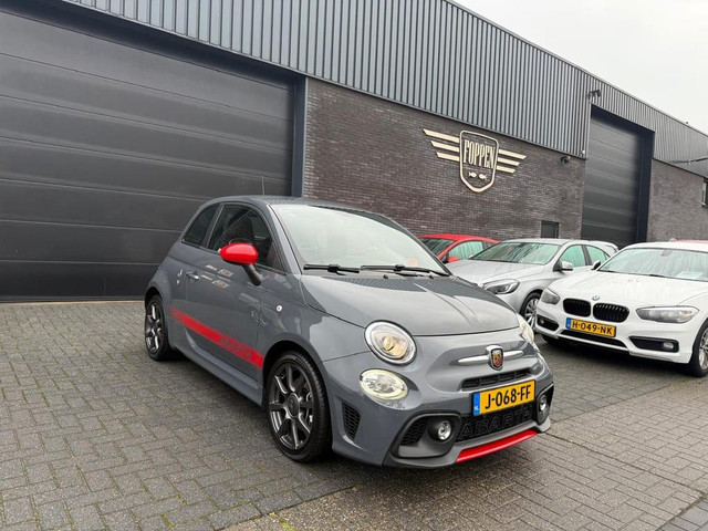 Foto 5 van Fiat 500 1.4 T-Jet Abarth 595 3/6/12MND GARANTIE | SPORTSTOELEN | AIRCO | LMV | NW DISTR RIEM