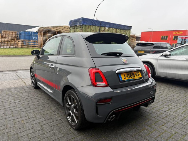 Foto 9 van Fiat 500 1.4 T-Jet Abarth 595 3/6/12MND GARANTIE | SPORTSTOELEN | AIRCO | LMV | NW DISTR RIEM