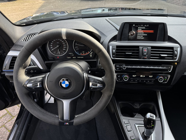 Foto 8 van BMW 1-serie 120i M Sport Edition Automaat Climate Control Led Carplay
