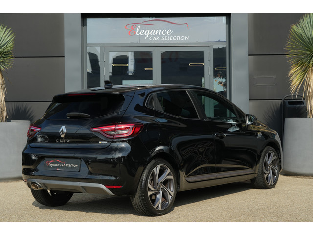 Foto 3 van Renault Clio 1.3 TCe R.S. Line | 131PK | Navigatie | Keyless entry/start | LED koplampen | Renault C