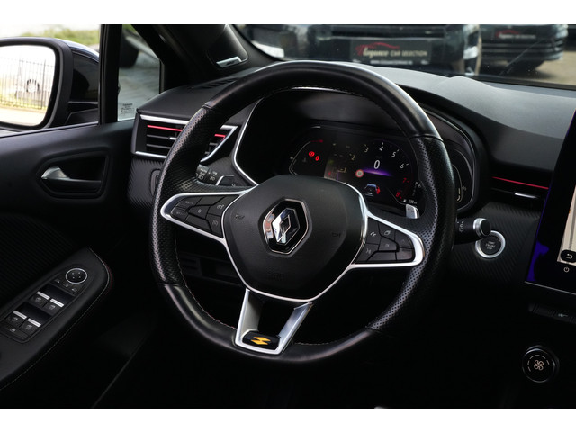 Foto 6 van Renault Clio 1.3 TCe R.S. Line | 131PK | Navigatie | Keyless entry/start | LED koplampen | Renault C