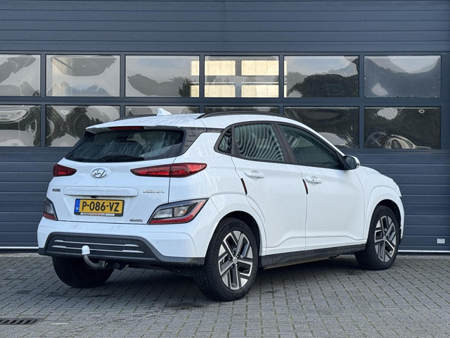 Foto 9 van HYUNDAI KONA EV COMFORT 64 kWh (99% SOH) I AUTOMAAT I TREKHAAK I APPLE CARPLAY I P-CAMERA
