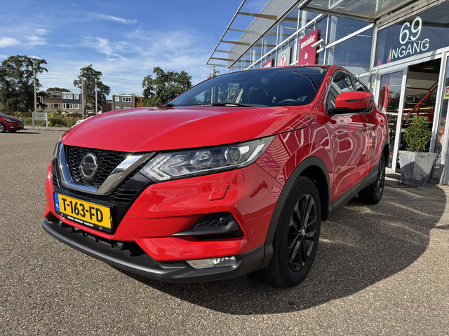 Foto 4 van Nissan QASHQAI Automaat 1.3 DIG-T Acenta Navi, Camera, CarPlay