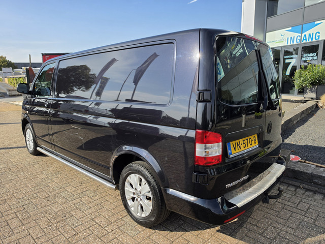 Foto 2 van Volkswagen Transporter 2.0 TDI L2-H1 Comfortline Automaat 141 PK * NAP * MARGE *