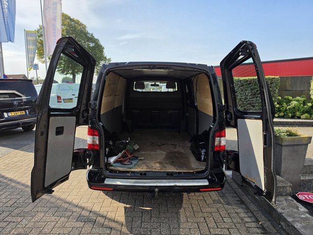 Foto 6 van Volkswagen Transporter 2.0 TDI L2-H1 Comfortline Automaat 141 PK * NAP * MARGE *