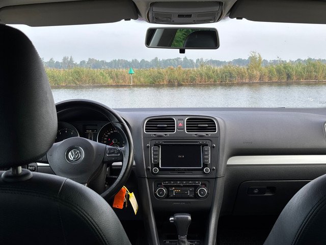 Foto 10 van Volkswagen Golf 1.4 TSI Highline Automaat - Deep Black Pearl - Leder/Clima/Cruise