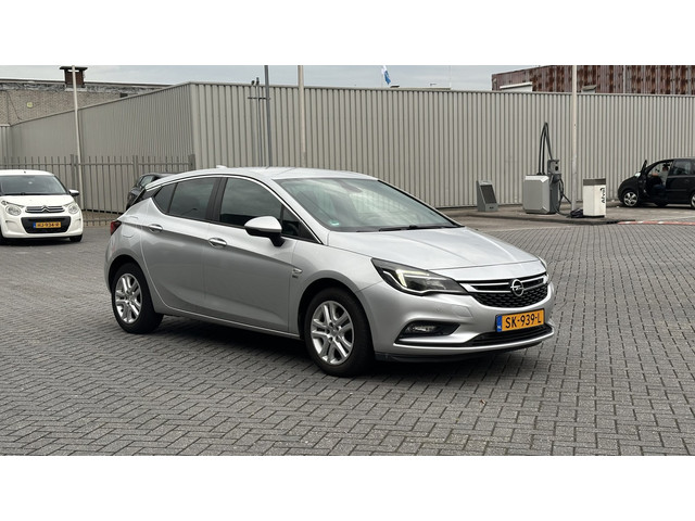 Foto 5 van Opel Astra 1.0 Online Edition
