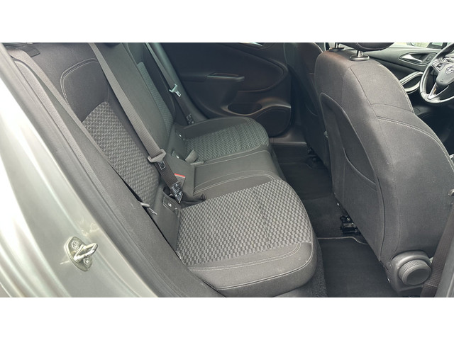 Foto 2 van Opel Astra 1.0 Online Edition