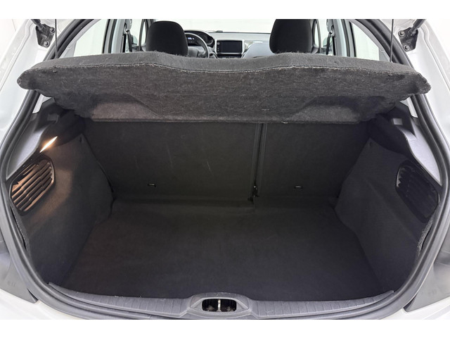 Foto 4 van Peugeot 208 1.2 PureTech Active | Airco | Cruise Control | Elektrische ramen voor