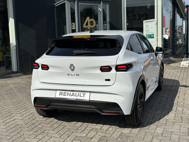 Foto 2 van Renault Clio Esprit Alpine Full Hybrid E-Tech 160 pk l Meer dan € 2.500 voorraadvoordeel l 5 jaar fa
