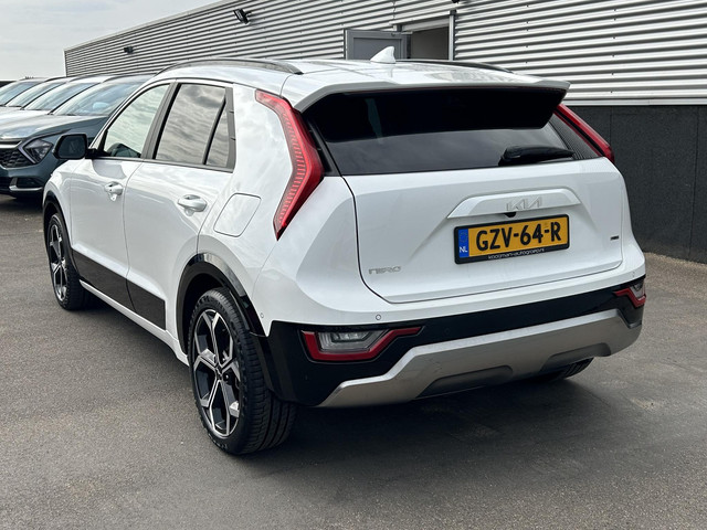 Foto 10 van Kia Niro 1.6 GDi Hybrid ExecutiveLine Full Option! Nederlandse auto, Schuif/kanteldak, 18" Lichtmeta