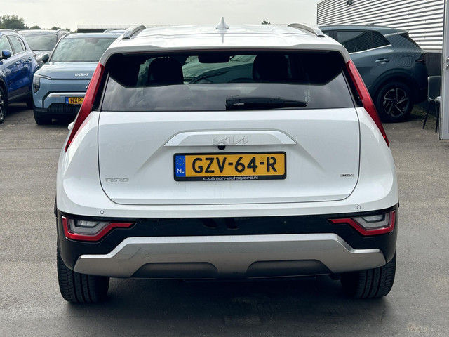 Foto 9 van Kia Niro 1.6 GDi Hybrid ExecutiveLine Full Option! Nederlandse auto, Schuif/kanteldak, 18" Lichtmeta