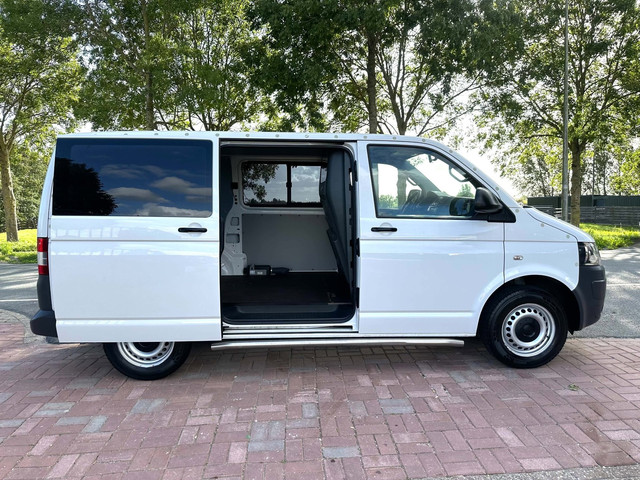 Foto 2 van Volkswagen Transporter 2.0 TDI L1H1 BMT 140 PK Marge