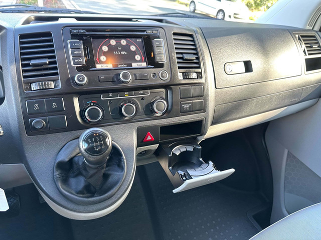 Foto 8 van Volkswagen Transporter 2.0 TDI L1H1 BMT 140 PK Marge