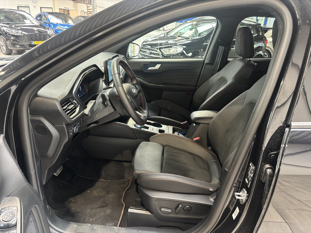 Foto 9 van Ford Kuga 2.5 PHEV 243 pk ST-Line X I AGR stoelen I Adapt Cruise I Winter Pack | B&O | 360° Camera |