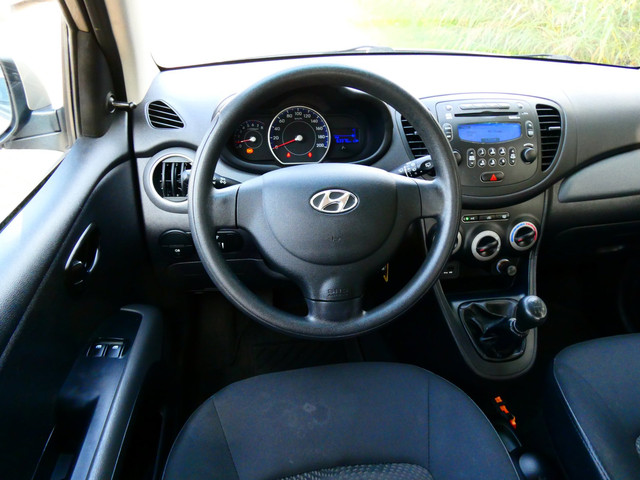 Foto 2 van Hyundai I10 1.1 i-Drive Airco 63.000km. 4-Cilinder Hoge instap Zuinig