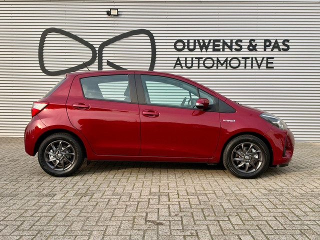 Toyota Yaris 1.5 Hybrid Active | 1E EIGENAAR | CARPLAY | AIRCO