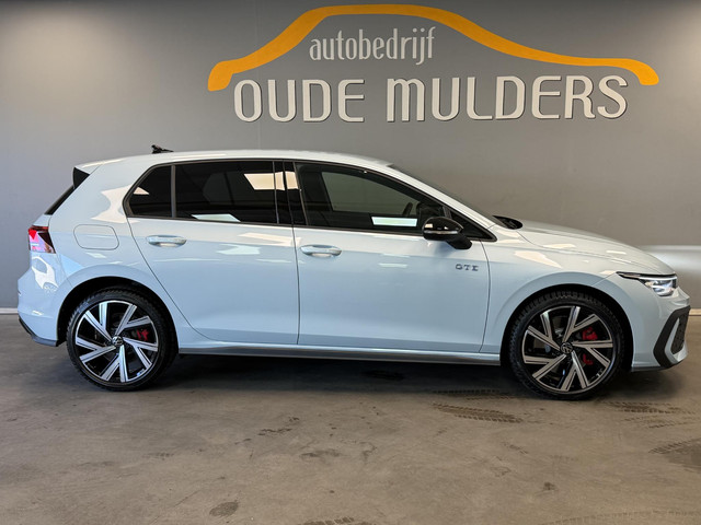 Foto 5 van Volkswagen Golf 1.5 eHybrid GTE 272PK SOH 96% | Adaptive cruise | Head-up | Sfeer | Achteruitrijcame