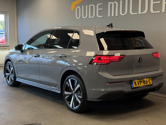 Foto 3 van Volkswagen Golf 1.5 eHybrid GTE 272PK | Adaptive cruise | 360 | Head-up | Sfeer | IQ light |Stoelver