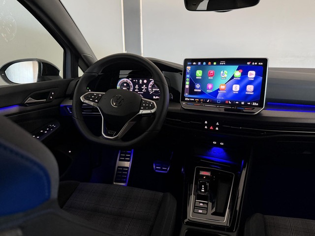 Foto 9 van Volkswagen Golf 1.5 eHybrid GTE 272PK | Adaptive cruise | 360 | Head-up | Sfeer | IQ light |Stoelver