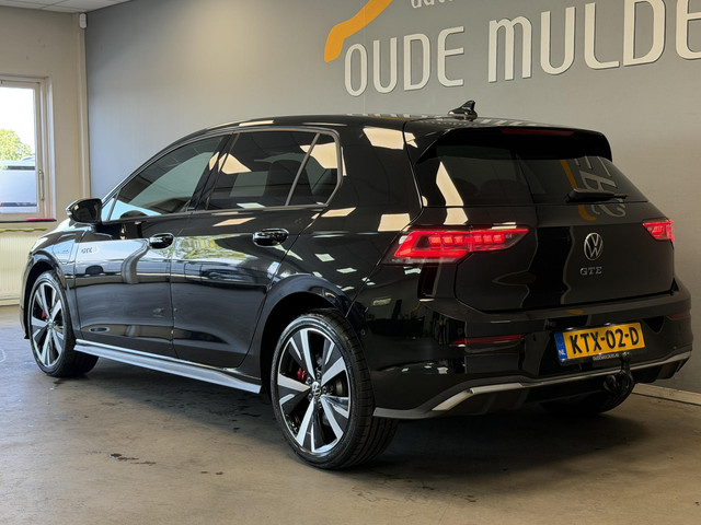 Foto 3 van Volkswagen Golf 1.5 eHybrid GTE SOH 100% | Trekhaak | Adaptive cruise | 360 | Head-up | Sfeer | Stoe