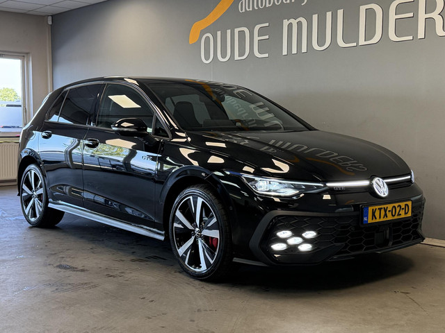 Foto 6 van Volkswagen Golf 1.5 eHybrid GTE SOH 100% | Trekhaak | Adaptive cruise | 360 | Head-up | Sfeer | Stoe