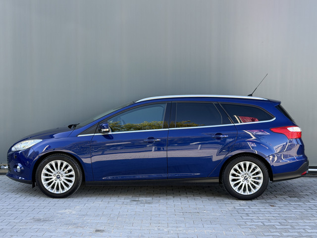 Foto 4 van Ford FOCUS Wagon BWJ 2014 | 1.0T 126PK TITANIUM | TREKHAAK | CLIMA | NAVI | PDC 2X | DONKER GLAS | L