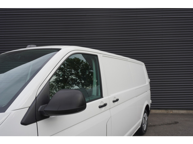 Foto 6 van Volkswagen Transporter L2H1 150pk Automaat 2x Schuifdeur Apple carplay Camera Parkeersensoren Cruise