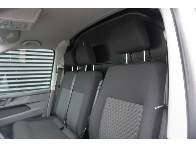 Foto 9 van Volkswagen Transporter L2H1 150pk Automaat 2x Schuifdeur Apple carplay Camera Parkeersensoren Cruise