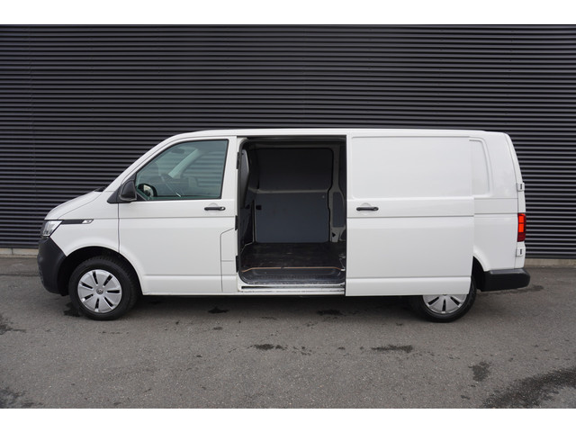 Volkswagen Transporter L2H1 150pk Automaat 2x Schuifdeur Apple carplay Camera Parkeersensoren Cruise