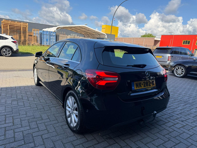 Foto 4 van Mercedes-Benz A-klasse 160 Ambition | 2E EIGENAAR | 3/6/12MND GARANTIE | AUTOMAAT | LED | CRUISE | N