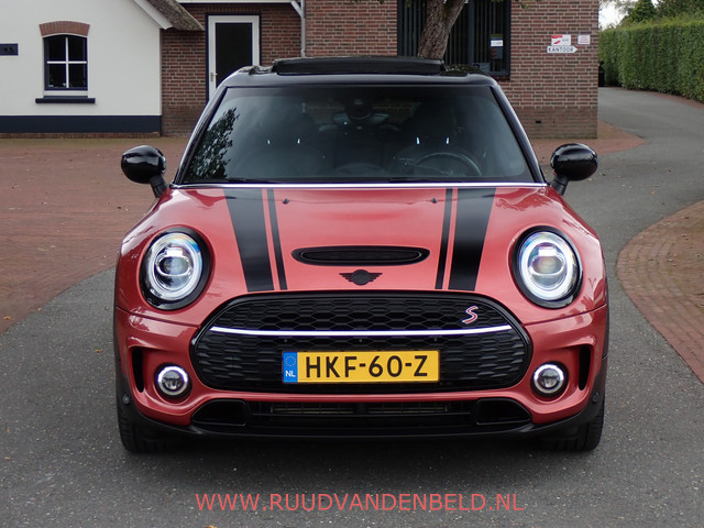 Foto 9 van MINI Clubman 2.0 Cooper S Chili ACC / H&K / TREKHAAK / CAMERA / CARPLAY / KEYLESS