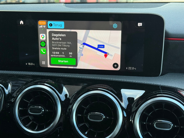 Foto 4 van Mercedes-Benz A-klasse A 200 AMG 1e EIG | CARPLAY | CAMERA | NAP