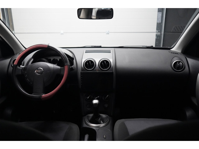 Foto 2 van Nissan Qashqai 1.6 Visia | AIRCO | ACHTERUITRIJCAMERA