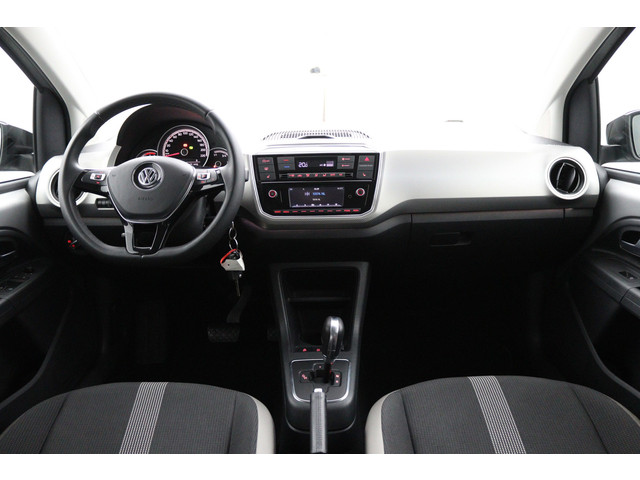 Foto 8 van Volkswagen Up! 1.0 BMT high up! AUTOMAAT I CAMERA I PDC I STOELVERWARMING