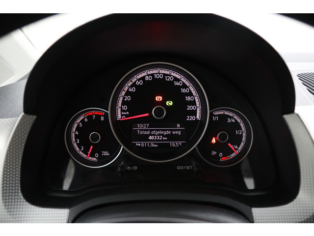 Foto 7 van Volkswagen Up! 1.0 BMT high up! AUTOMAAT I CAMERA I PDC I STOELVERWARMING