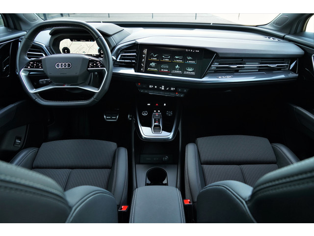 Foto 3 van Audi Q4 Sportback e-tron 40 S-line 204pk Pano Sonos Camera Keyless