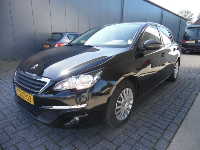 Foto 5 van PEUGEOT 308 1.6 BLUEHDI ACTIVE