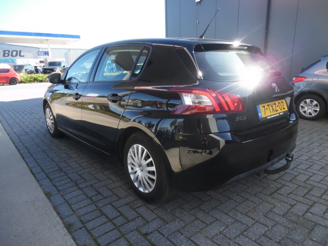 Foto 2 van PEUGEOT 308 1.6 BLUEHDI ACTIVE