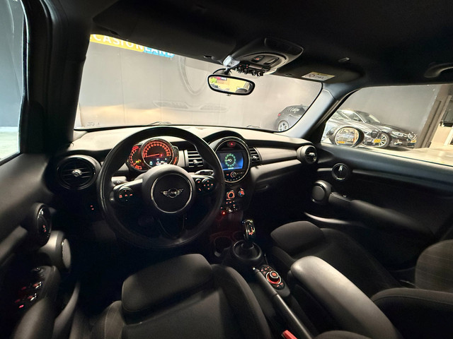 Mini 5-Deurs 1.5 Cooper Salt|PDC|CRUISE|CARPLAY|BLUETOOTH|AIRCO|17INCH|