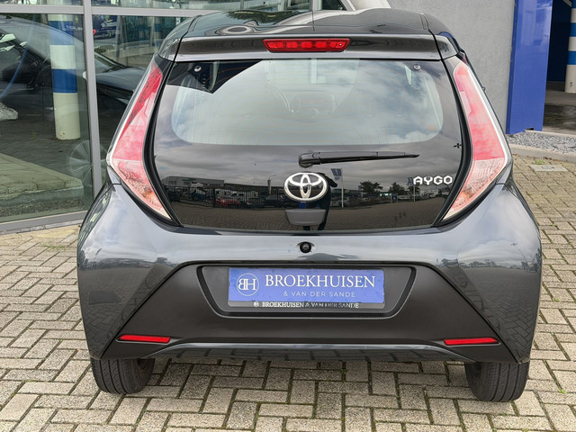 Toyota Aygo 1.0 VVT-i x-now Airco / Start Stop